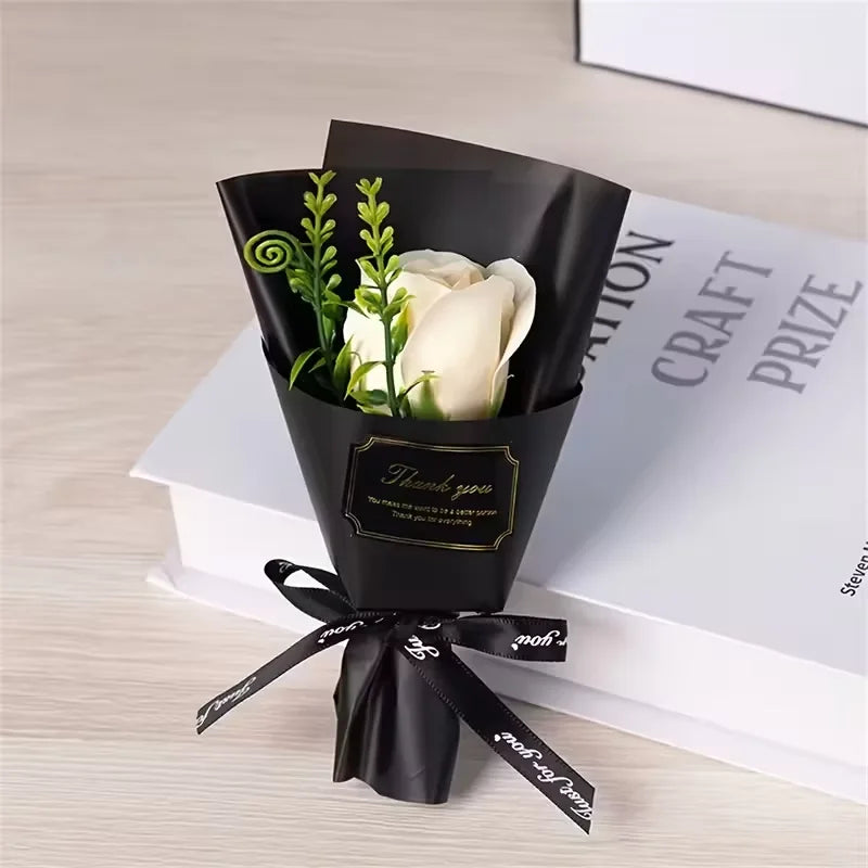 1PC Romantic Mini Rose Bouquet - the Perfect Choice for Valentine'S Day, Birthday and Wedding Decorations Made of Polyester
